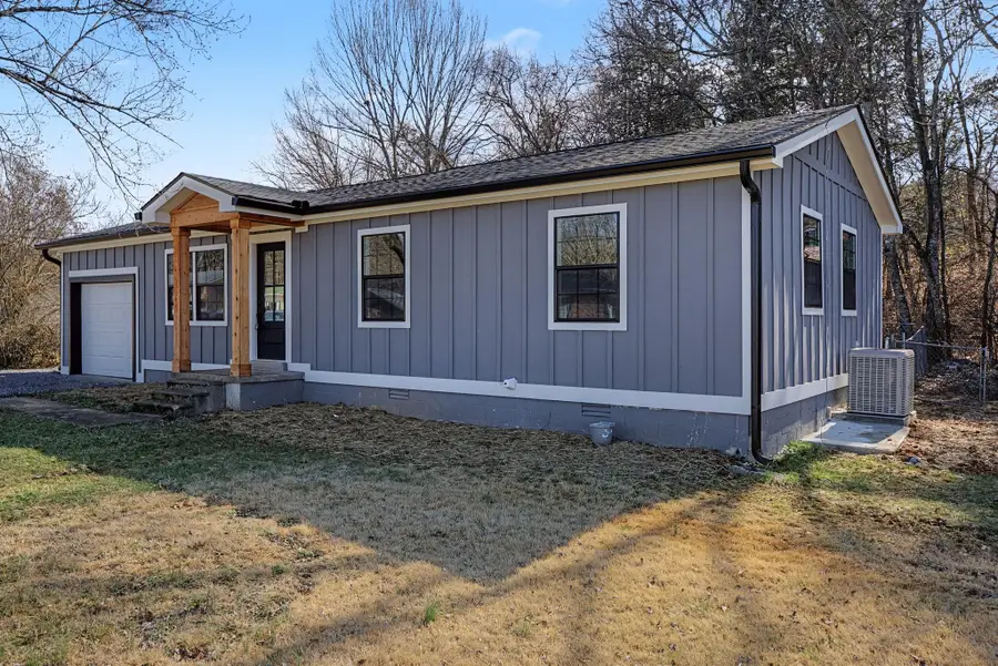 203 Meadowbrook Dr, Woodbury, TN 37190 - #3