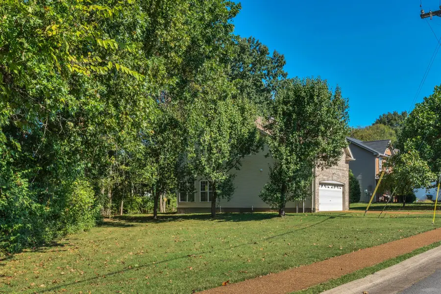 3012 Brisbane Dr, Mount Juliet, TN 37122 - #3