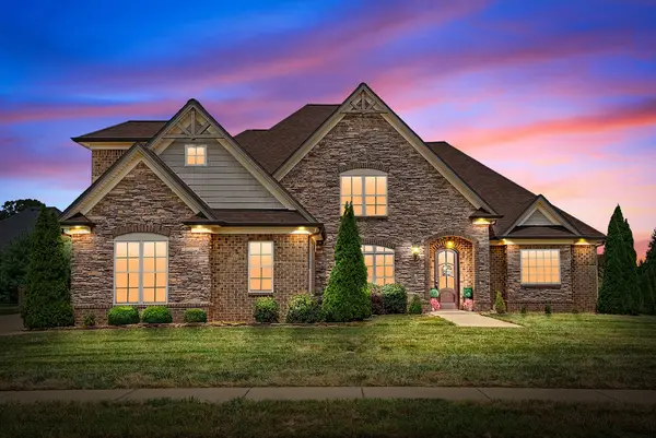 195 Manscoe Pl, Clarksville, TN 37043