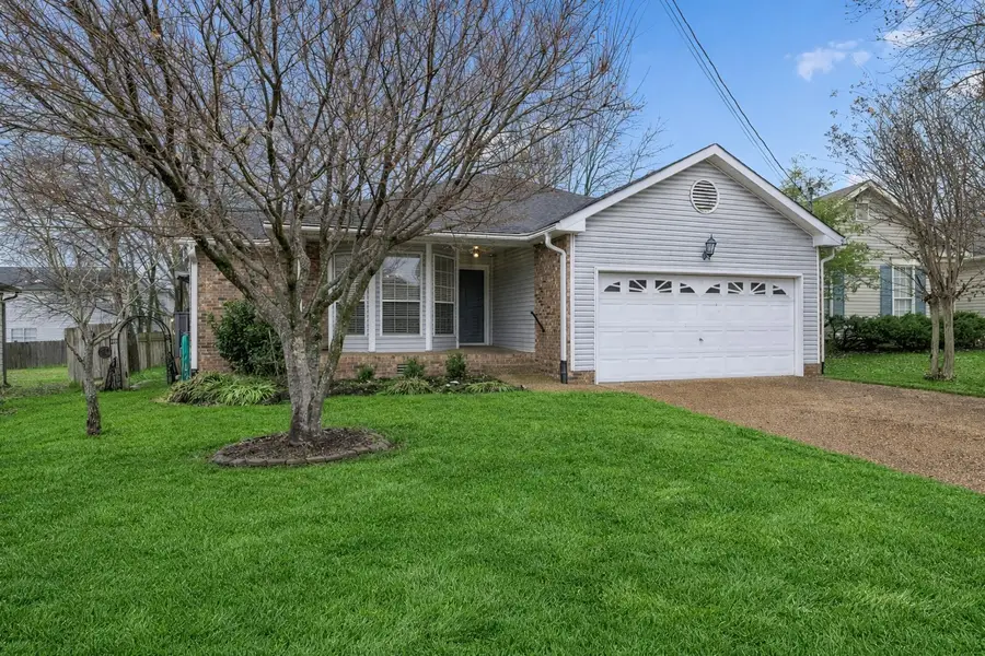 103 Oak Leaf Ct, Hendersonville, TN 37075 - #2