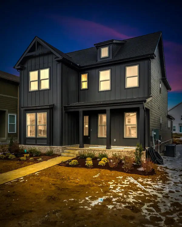 502 Eastboro Dr, Nashville, TN 37209