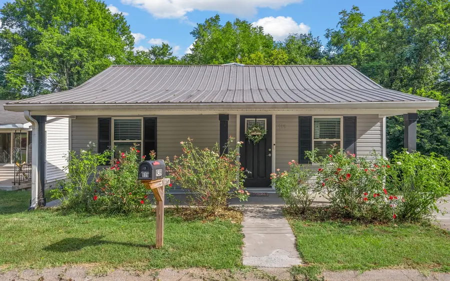 939 Shearor St, Clarksville, TN 37040 - #2