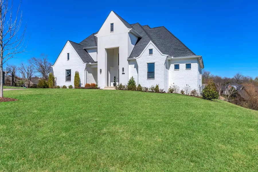 1004 Heights Blvd, Brentwood, TN 37027 - #2