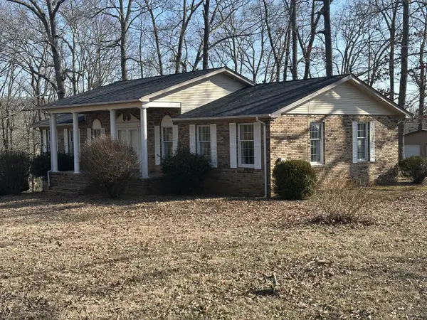 2089 Pettit Cove Rd, Quebeck, TN 38579