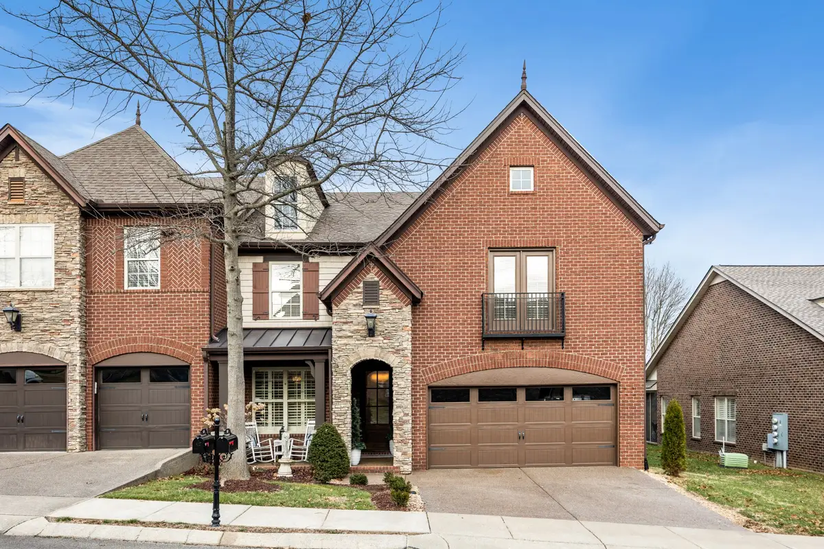 107 Village Cir, Lebanon, TN 37087 - Image #1