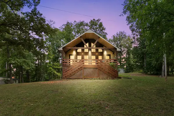 178 Cottage Cir, Linden, TN 37096