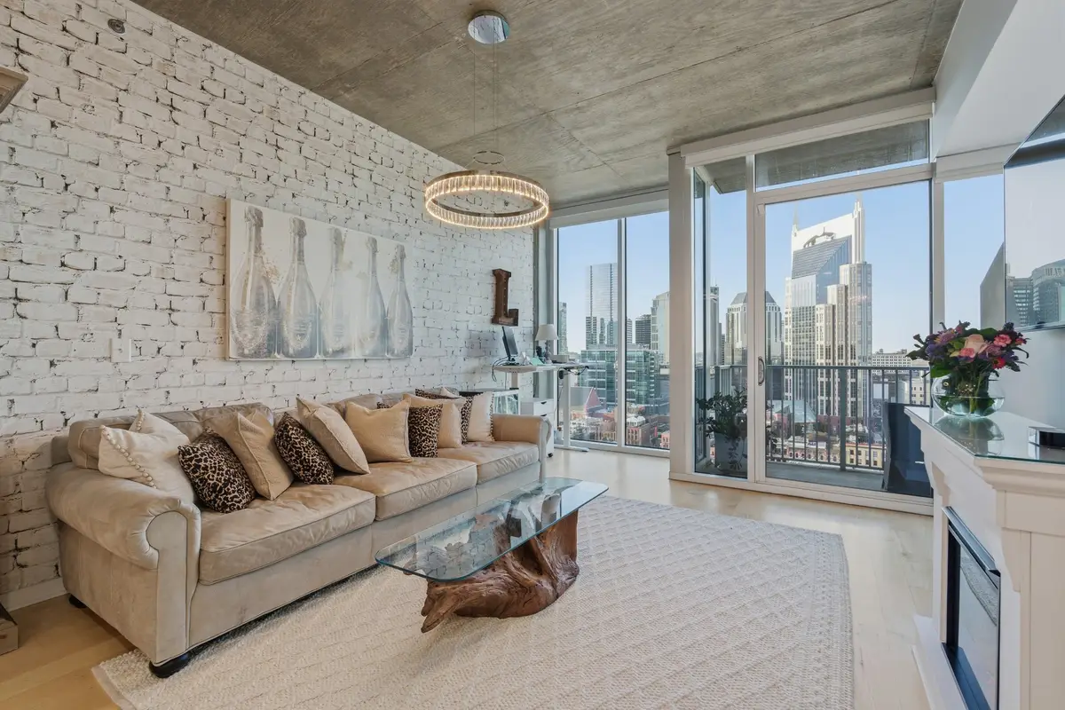 301 Demonbreun St #2004, Nashville, TN 37201 - #1