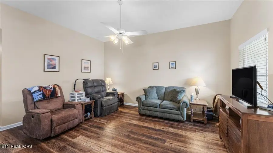 10016 Bellflower Way, Knoxville, TN 37932 - Image #3