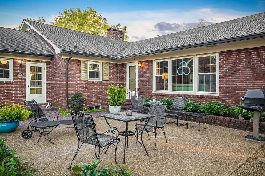 200 Westwood 4th Ave, McMinnville, TN 37110 - #3