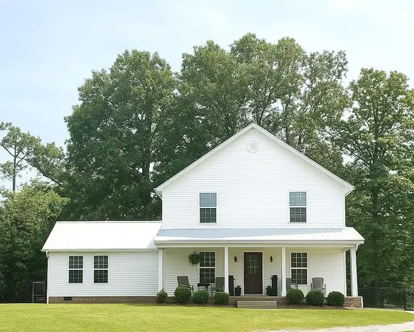 285 Tom White Rd, Big Sandy, TN 38221
