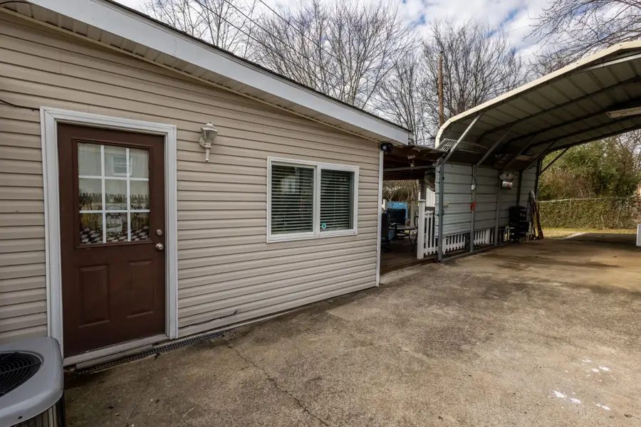 307 Burch Rd, Clarksville, TN 37042 - #2