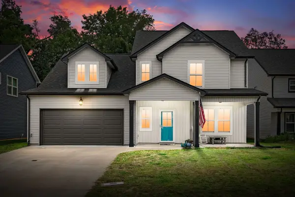 440 Kinslow Ct, Clarksville, TN 37040