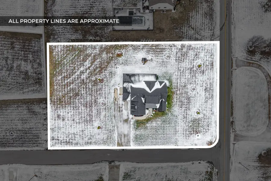 105 Sarah Frances Ct, Clarksville, TN 37043 - #3