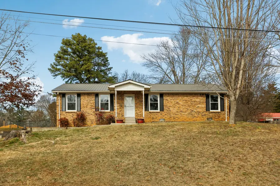 4207 Moss Hill Dr, Nunnelly, TN 37137 - #2