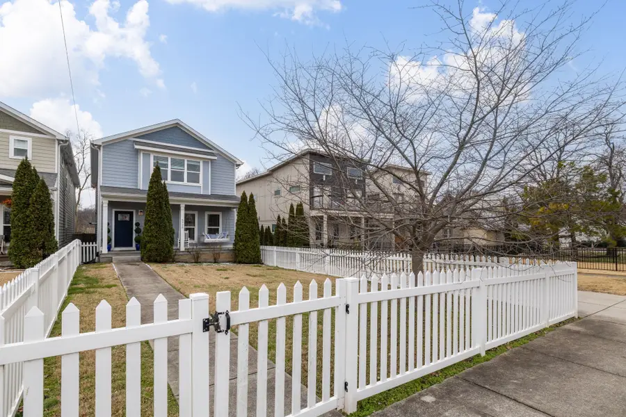 5725 Morrow Rd, Nashville, TN 37209 - #2