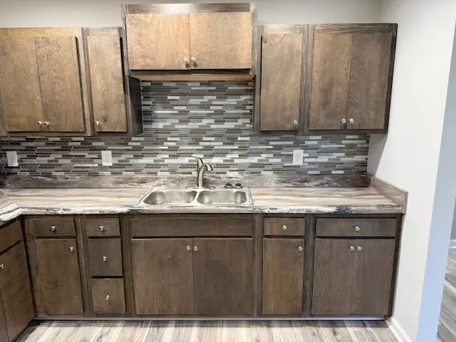 419 W Waggoner St, Tullahoma, TN 37388 - #2