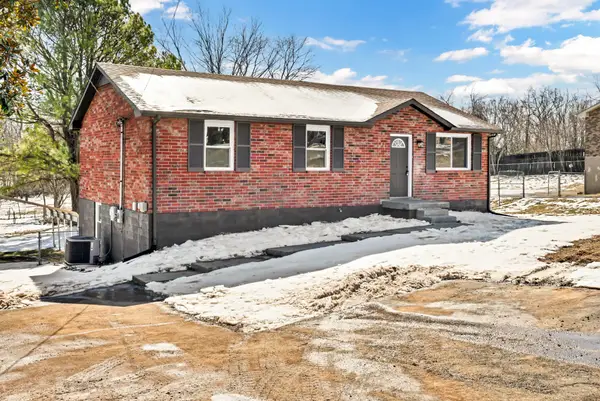 786 Pollard Rd, Clarksville, TN 37042