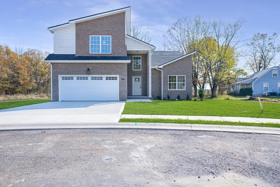 533 N Halifax Ct, Clarksville, TN 37040 - #2