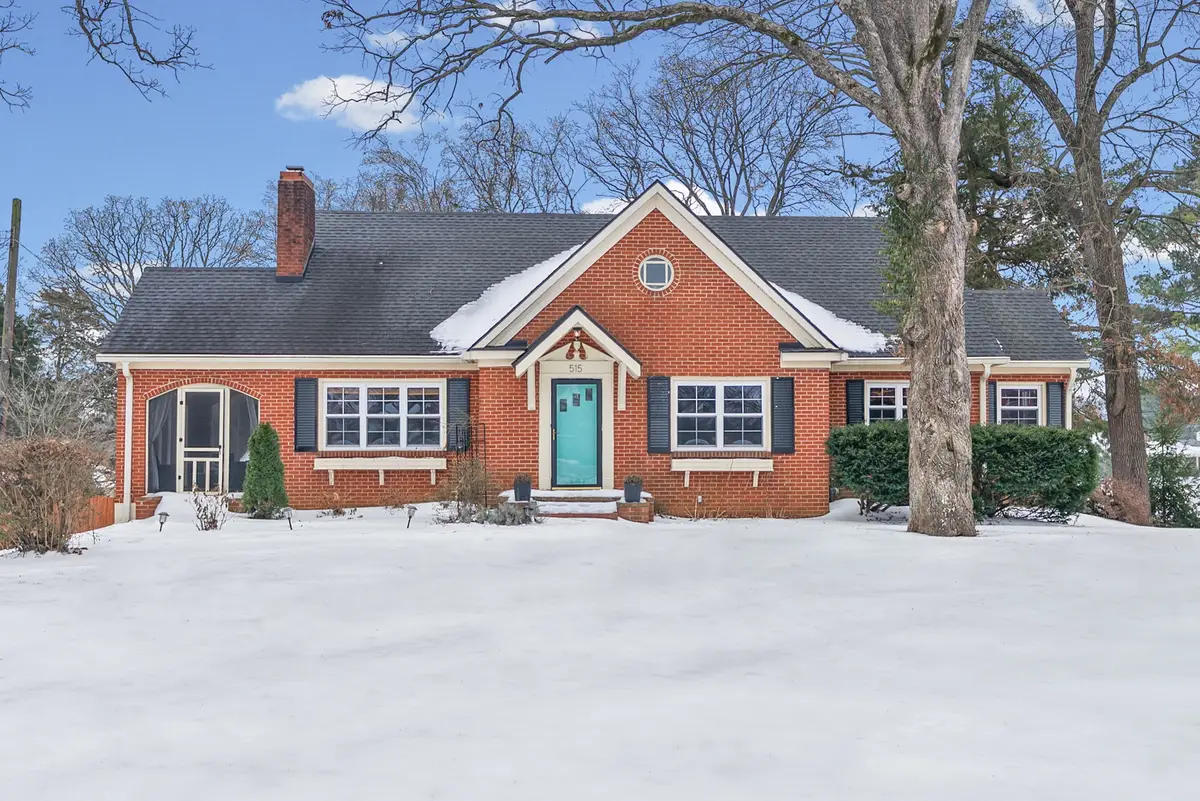 515 Country Club Ln, Hopkinsville, KY 42240 - #1