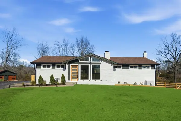 1033 Pine Valley Rd, Kingston Springs, TN 37082