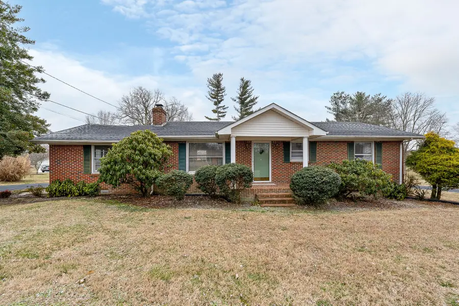 341 Dearman St, Smithville, TN 37166 - #2