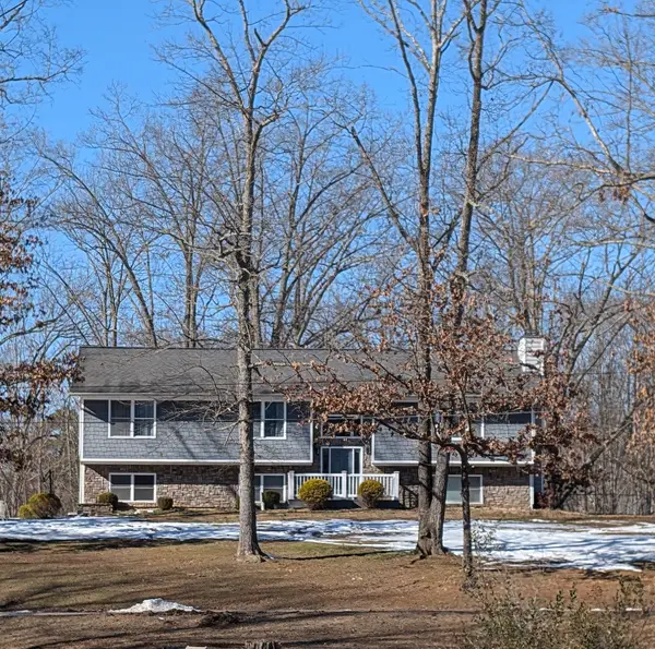 206 Christopher Dr, Cadiz, KY 42211