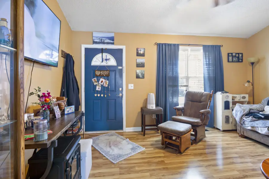 358 Cessna Cir, Winchester, TN 37398 - #3