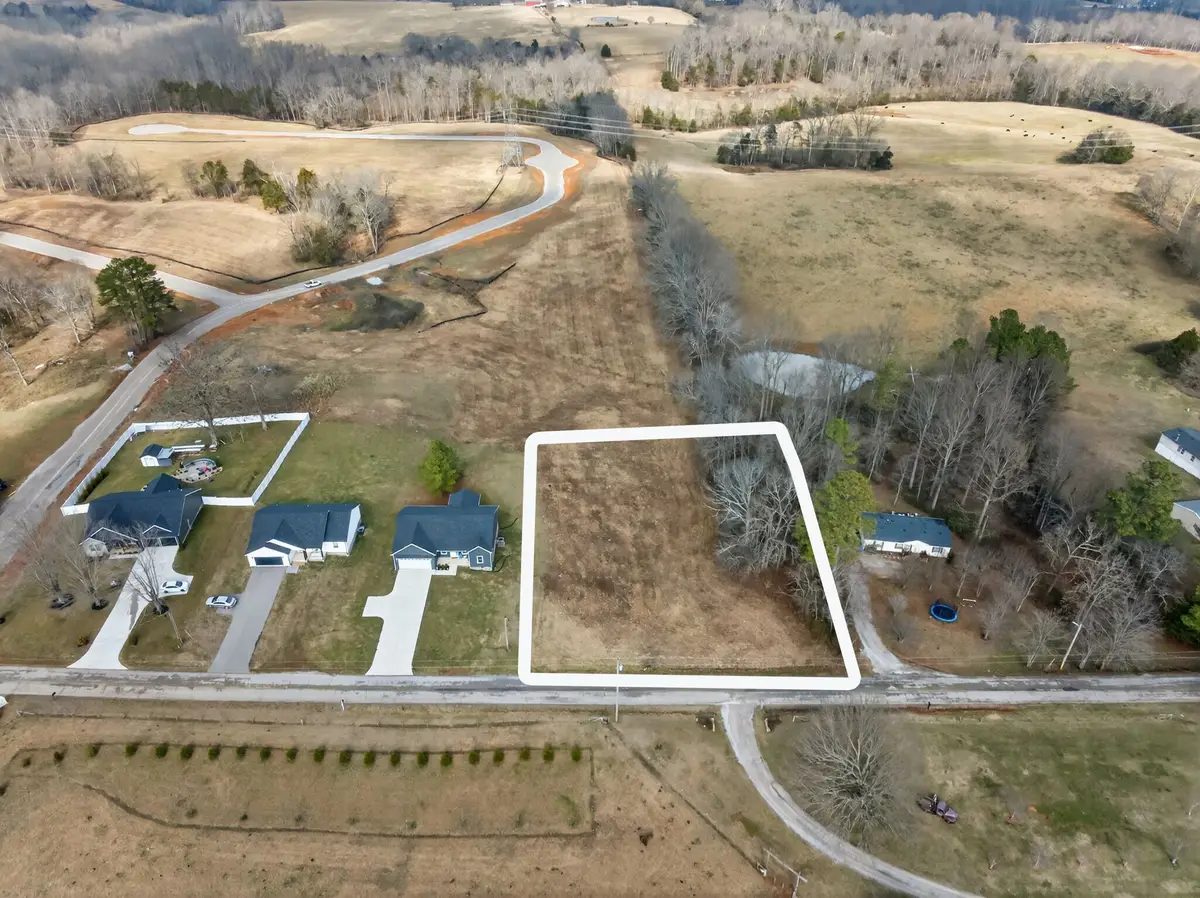 4405 Window Cliff Rd, Baxter, TN 38544 - #1