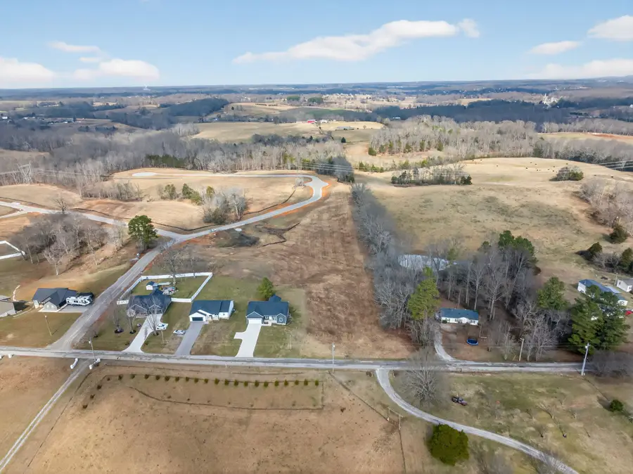 4405 Window Cliff Rd, Baxter, TN 38544 - #3