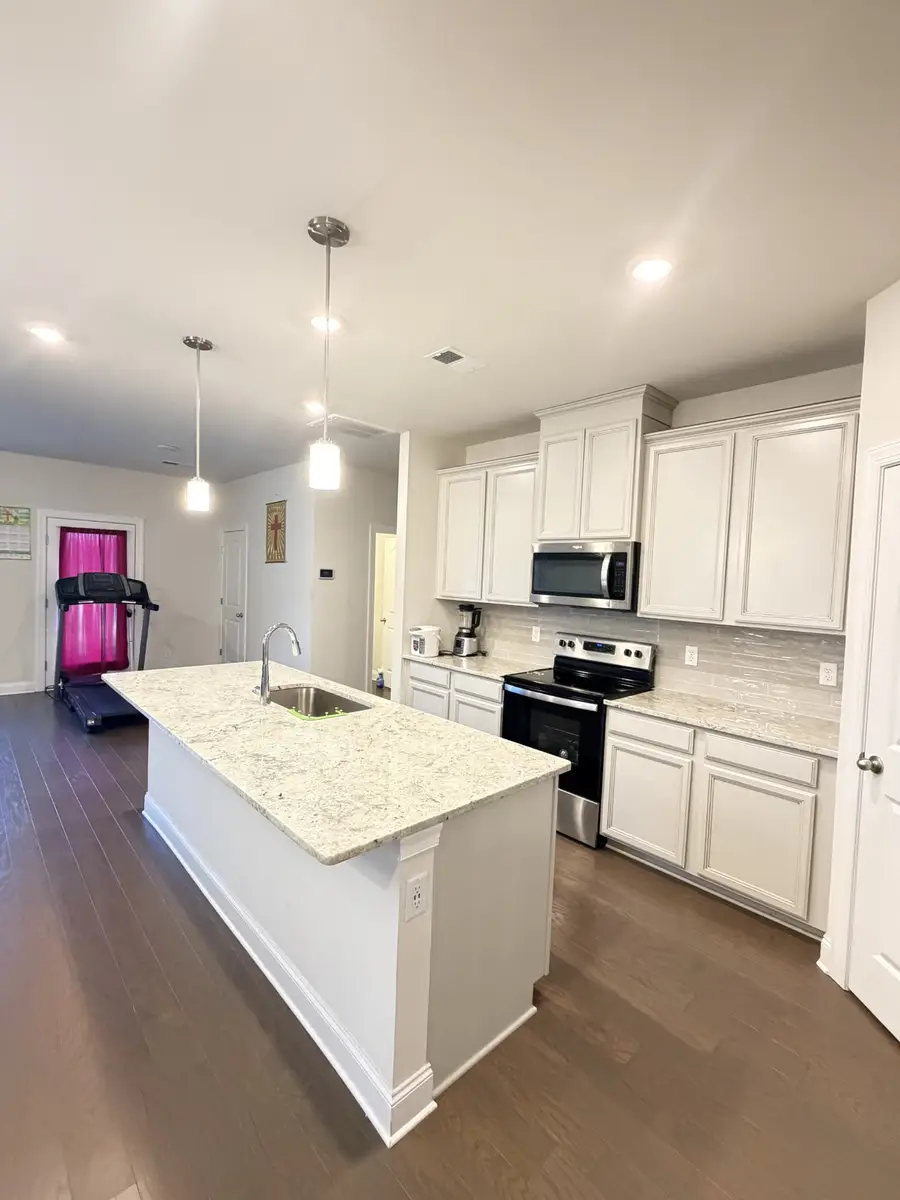 1253 W End Station Dr, Lebanon, TN 37087 - Image #3