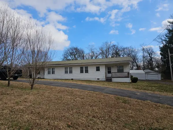 210 Twin Oaks Rd, McMinnville, TN 37110
