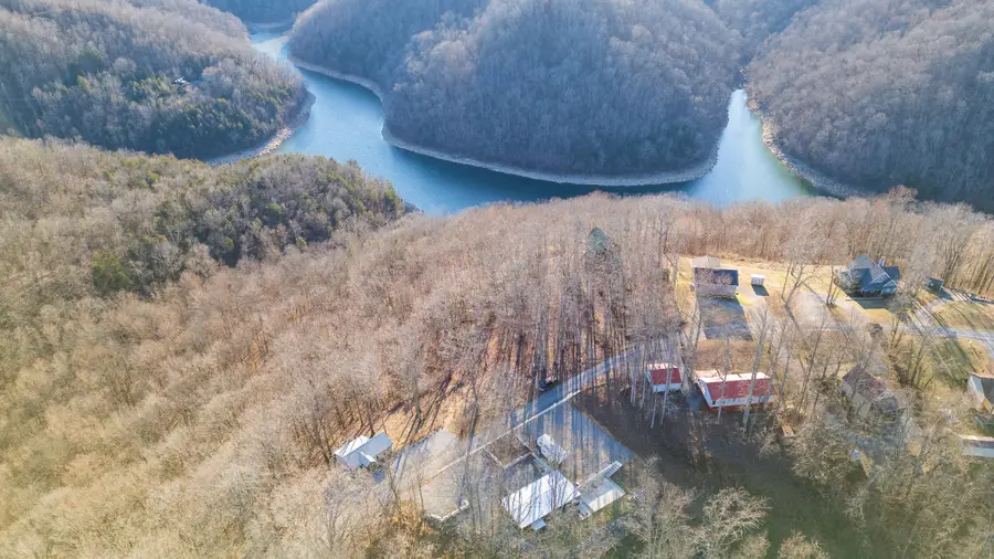 340 Oak Dr, Smithville, TN 37166 - #3