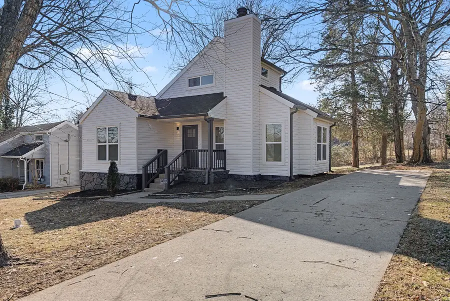 521 New Castle Ln, Hermitage, TN 37076 - #3