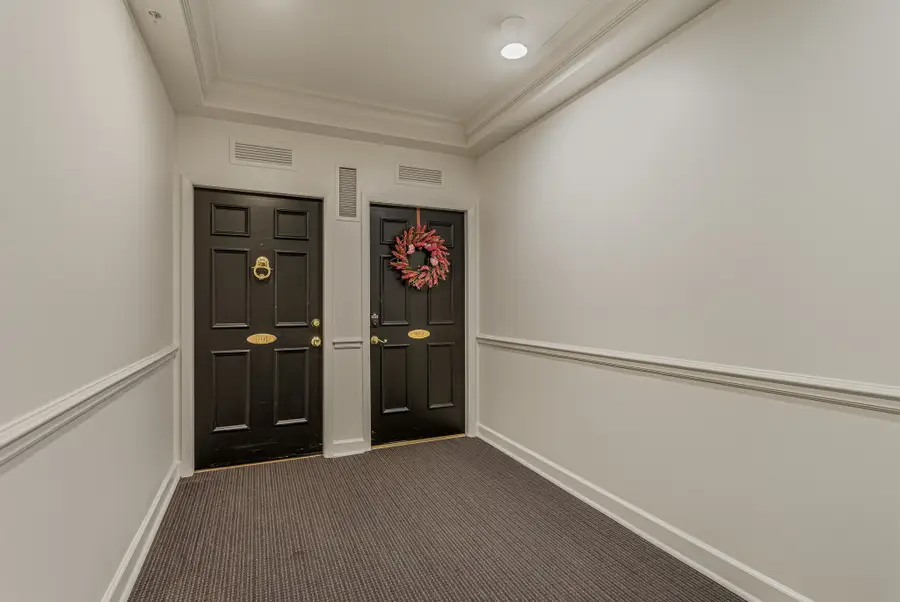 4215 Harding Pike #901, Nashville, TN 37205 - #3