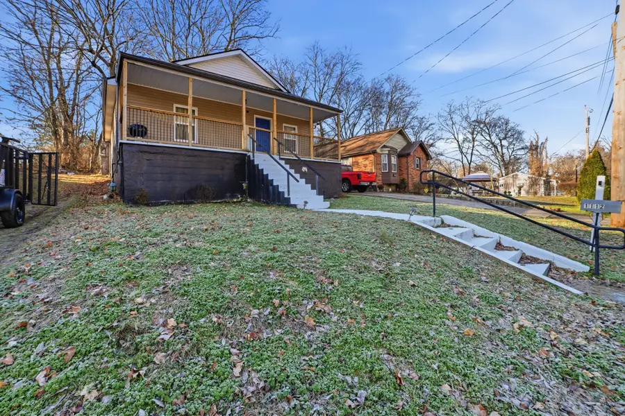 1112 Hyman St, Clarksville, TN 37040 - #2