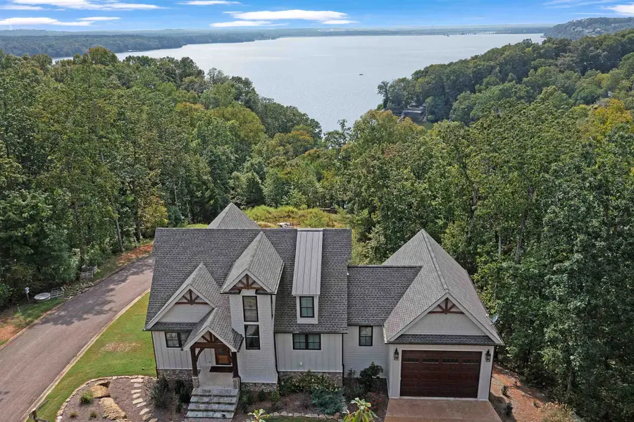 15 Daylight Cv, Savannah, TN 38372 - #3