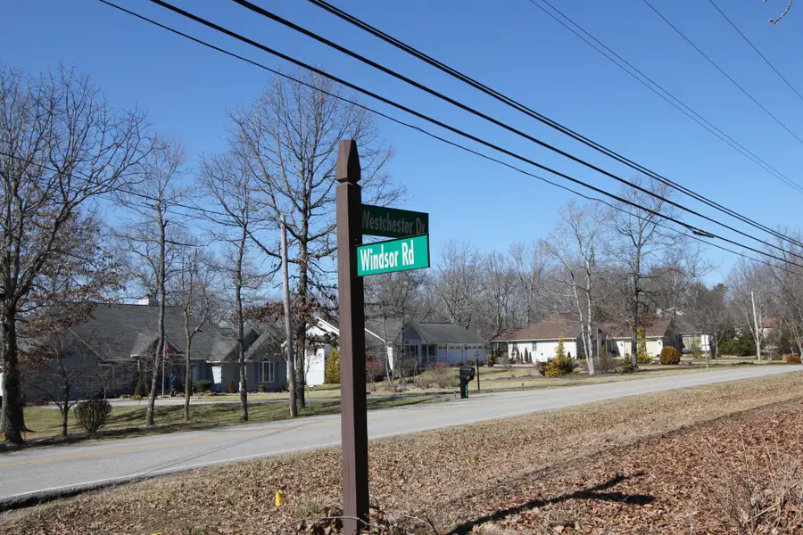 123 Windsor Rd, Crossville, TN 38558 - #2