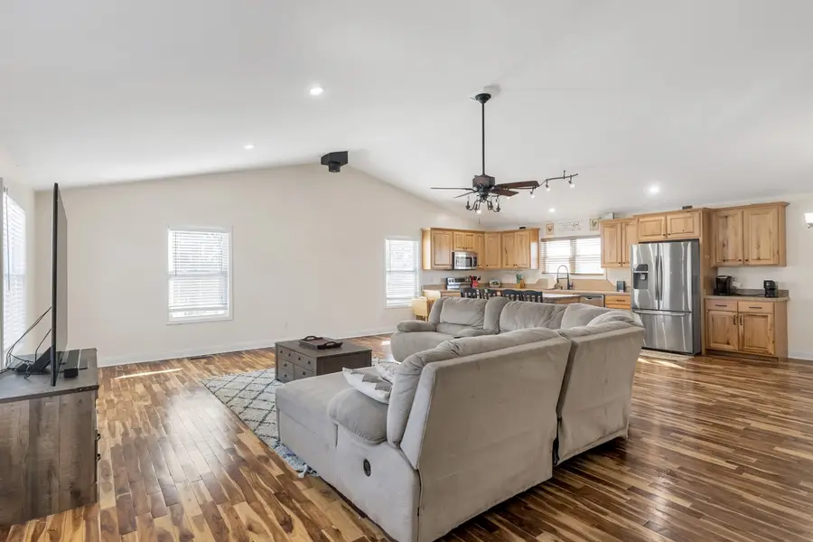 2307 Dogwood Kelly Rd, Hopkinsville, KY 42240 - #2