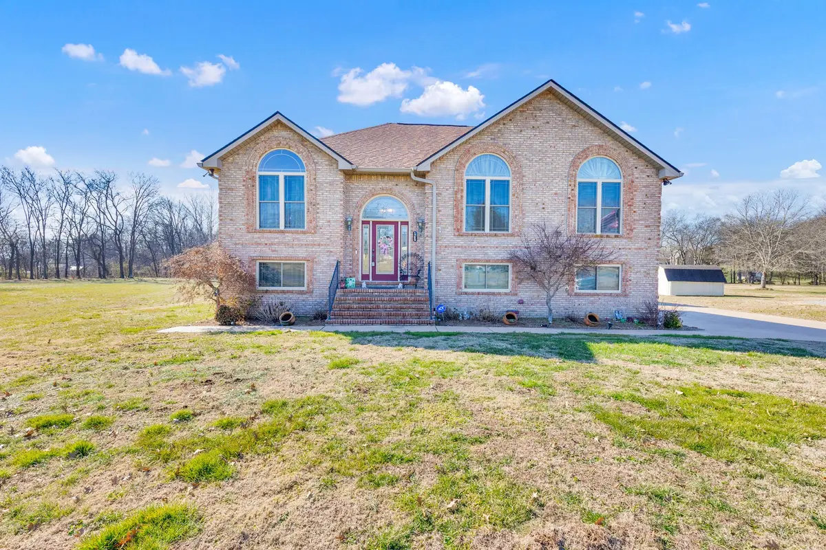 1709 Oakway Cir, Columbia, TN 38401 - Image #1