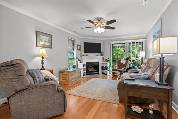 815 Highway 70 E, Dickson, TN 37055