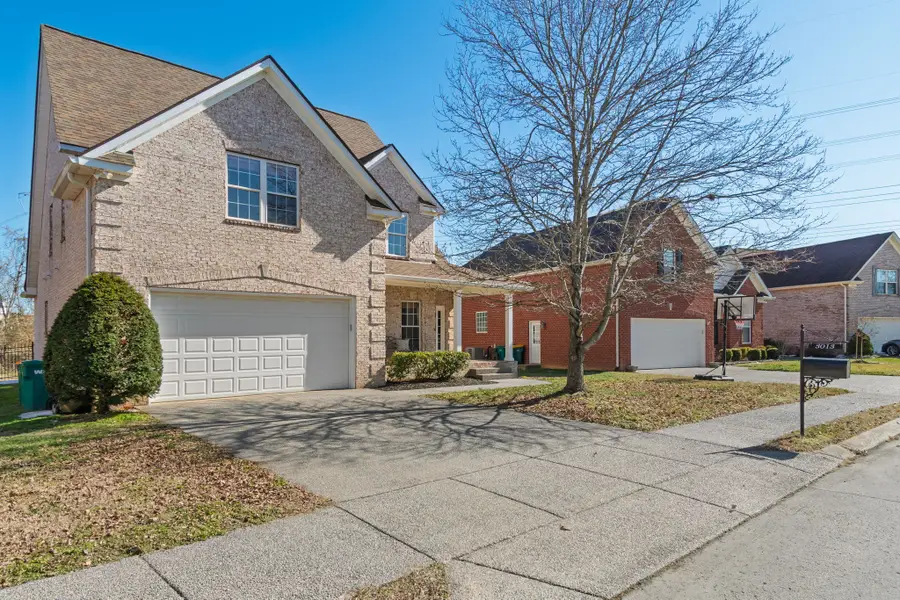 3013 Honeysuckle Dr, Spring Hill, TN 37174 - #2