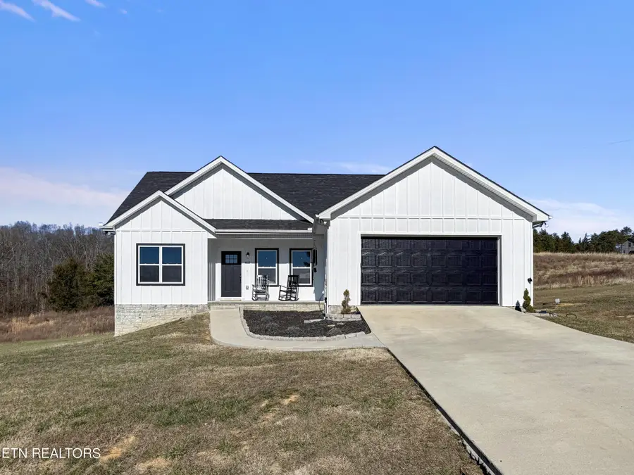 813 Clear Sail Way, Dandridge, TN 37725 - #2