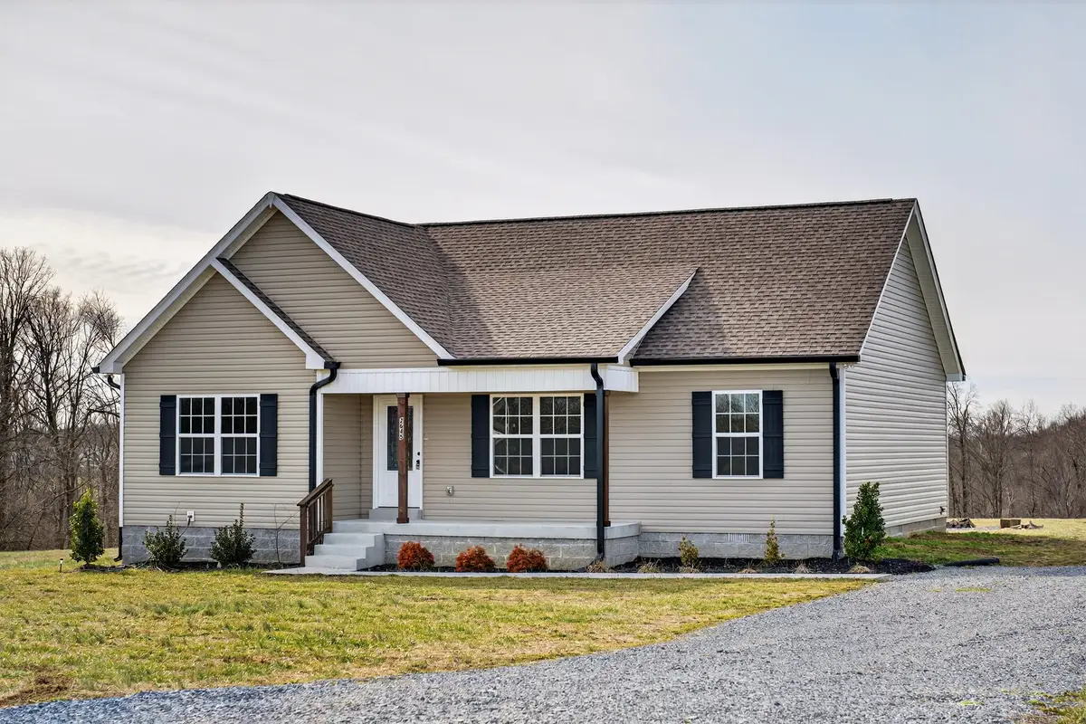 2645 Wixtown Rd, Westmoreland, TN 37186 - #1