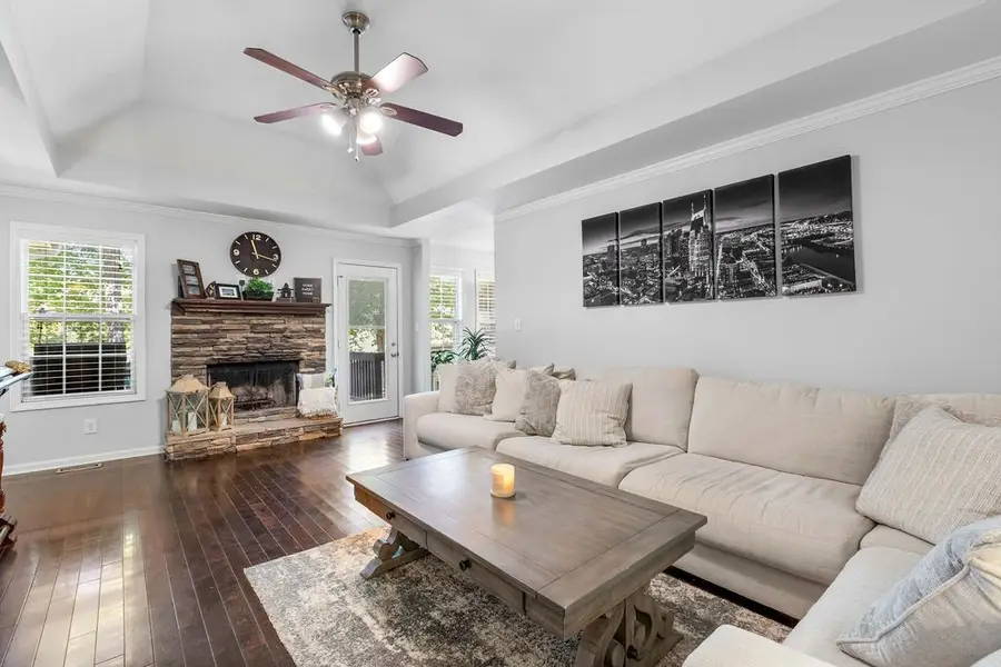 340 Chalet Cir, Clarksville, TN 37040 - #3