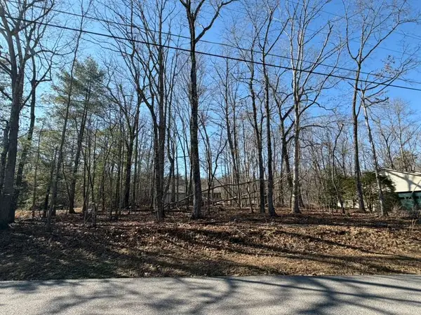 153 Sugarbush Cir, Crossville, TN 38558