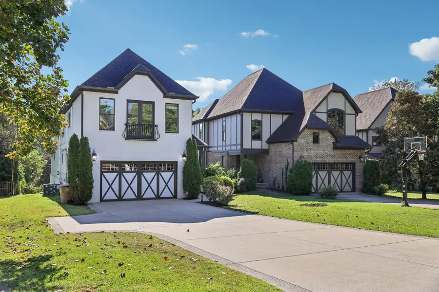 4016 Albert Dr, Nashville, TN 37204 - #2