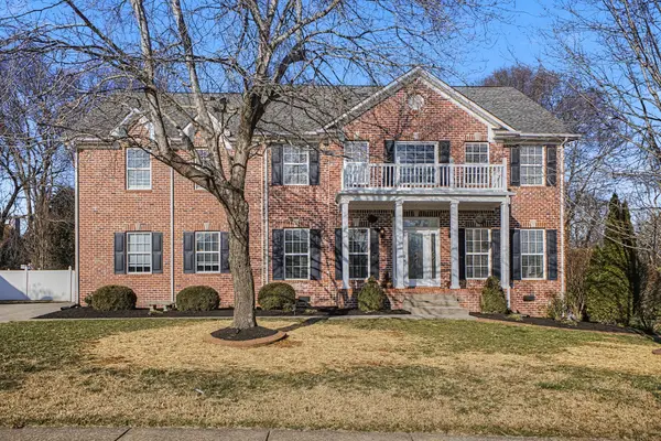 1060 Auldridge Dr S, Spring Hill, TN 37174