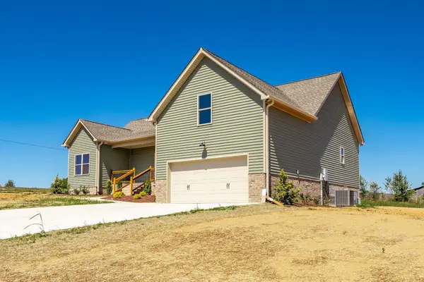 1204 Vickie Ln, Portland, TN 37148