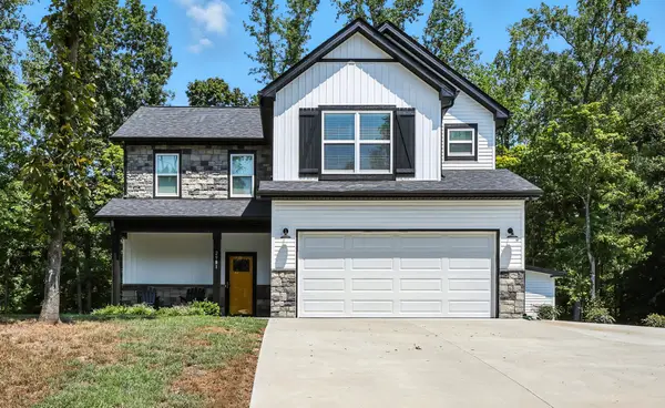 2981 Sharp Top Rd, Palmyra, TN 37142