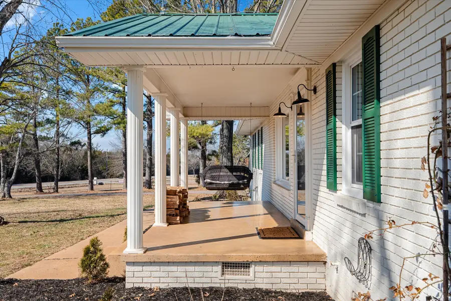 912 Old Columbia Rd, Unionville, TN 37180 - #3